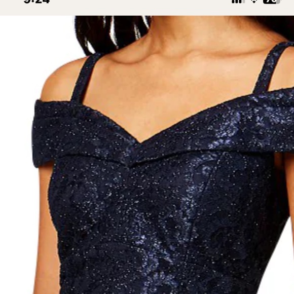 Evening Gown - Picture 2 of 9